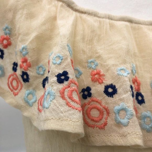 *CLEARANCE* Ivory embroidered off shoulder top - Picture 2 of 3